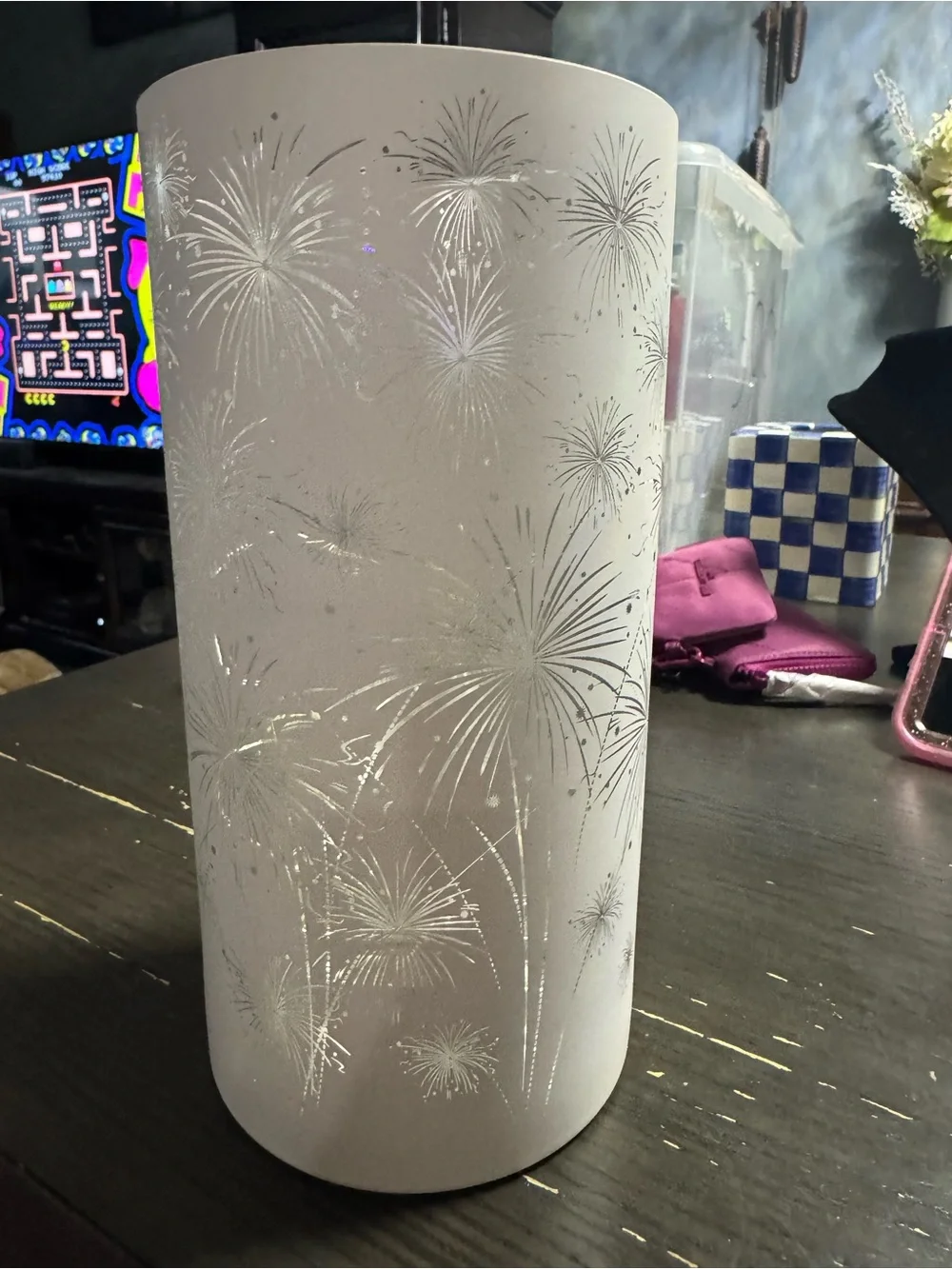 Source Unknown White Firework Pattern LED Party Lantern